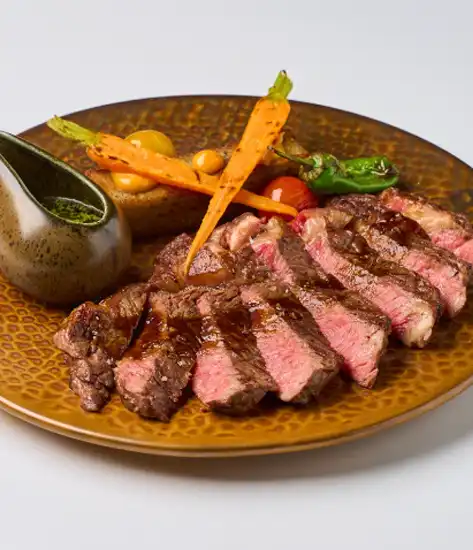 ANGUS BEEF 270-DAY RIB EYE STEAK