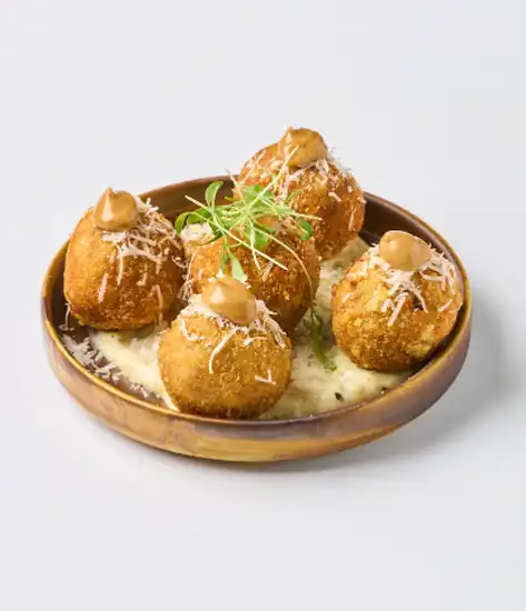 MOZZARELLA & MUSHROOM ARANCINI